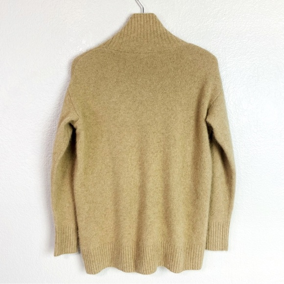 C.T. Plage Camel Raccoon Fox Turtle Neck Pullover Size 4 - Picture 3 of 7